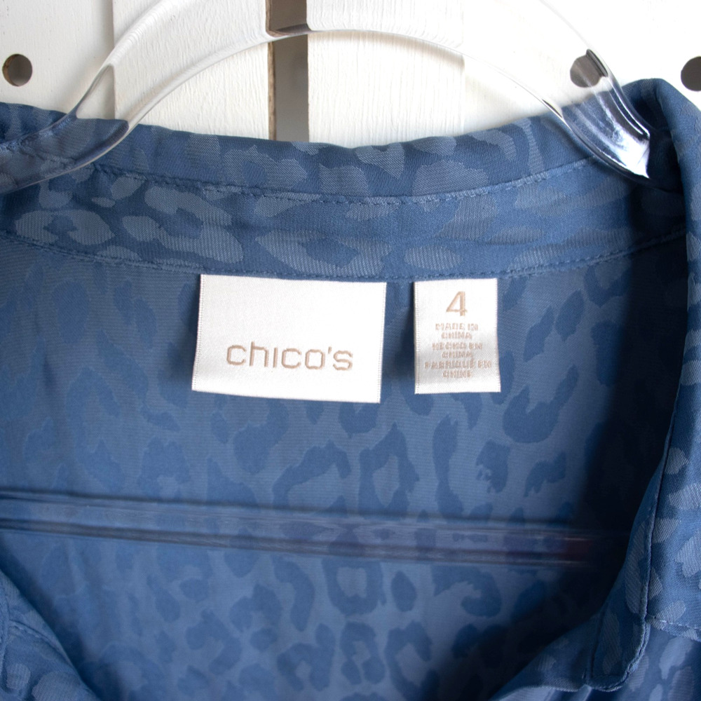 Chicos Size 4 US‎ 20 Blue Animal Print LS Tunic Blouse Top - Picture 3 of 9
